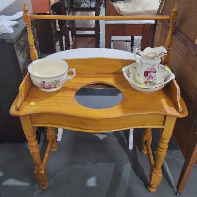 WASH STAND