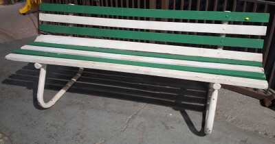 PARK BENCH