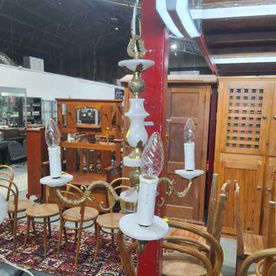 LIGHT FITTING