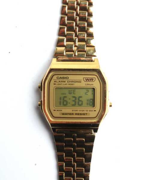CASIO DIGITAL WATCH