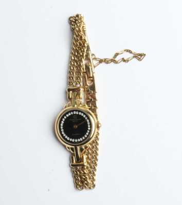 WRIST WATCH