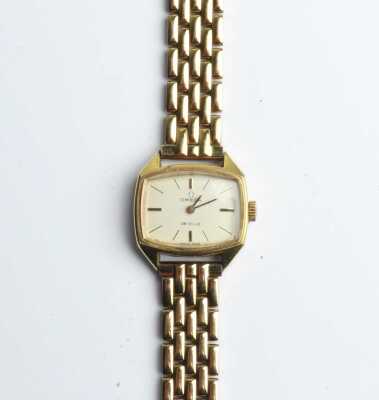 OMEGA WRIST WATCH