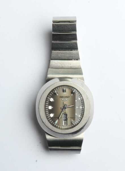 SEIKO WRIST WATCH