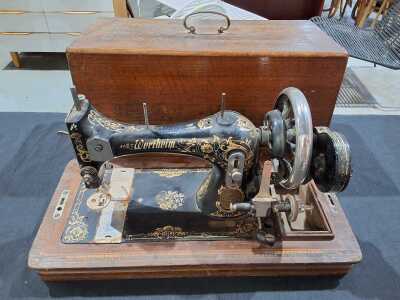 SEWING MACHINE