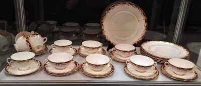 DINNER SERVICE