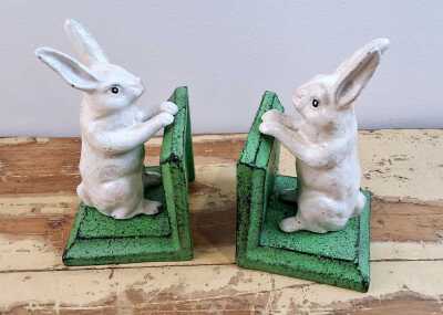 BOOKENDS