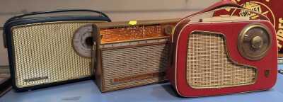 VINTAGE RADIOS