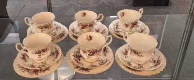 SET OF TRIOS