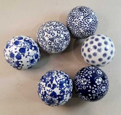 CHINA BALLS