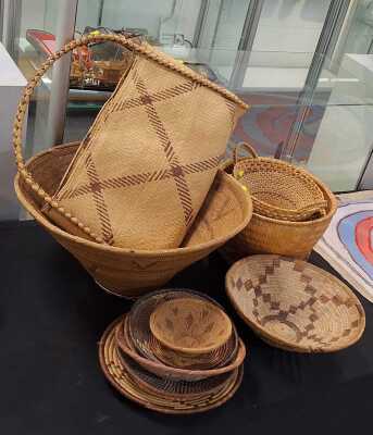 WOVEN BASKETS
