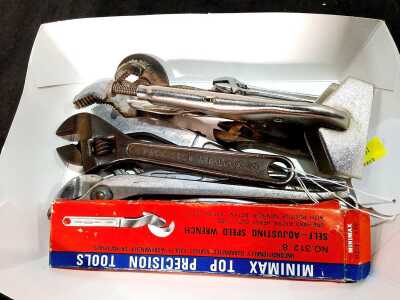 SPANNERS AND SPEED WRENCHES