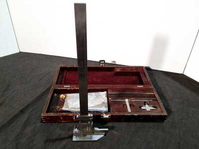 HEIGHT GAUGE