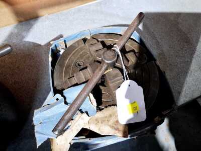 LATHE CHUCK