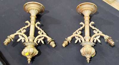 BRASS HANGING LIGHTS