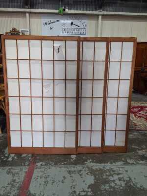 SLIDING DOORS