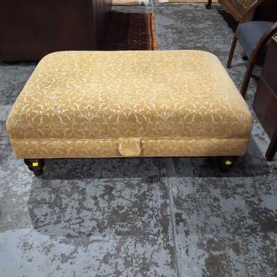 FOOTSTOOL