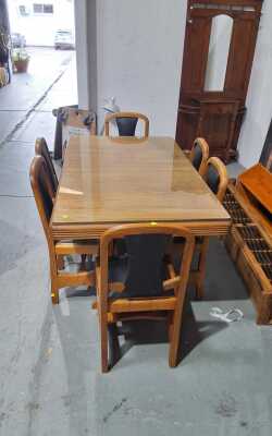 DINING SUITE