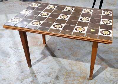 SIDE TABLE