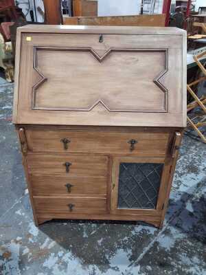 WRITING BUREAU