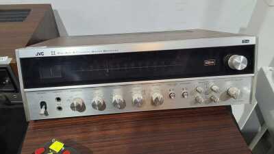STEREO RECEIVER