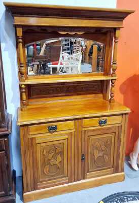 SIDEBOARD