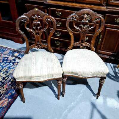 DINING CHAIRS