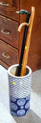 UMBRELLA STAND