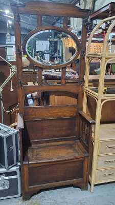 HALLSTAND