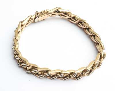 GOLD BRACELET