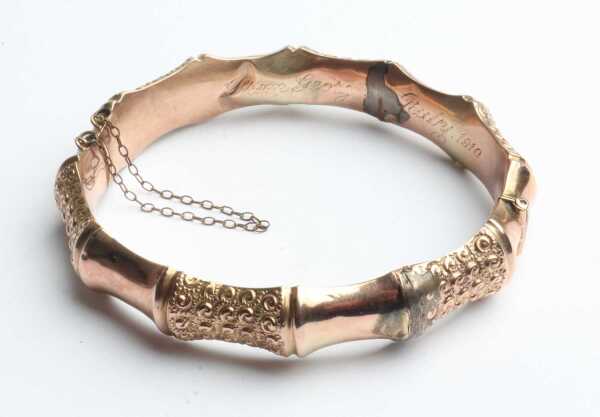 GOLD BRACELET