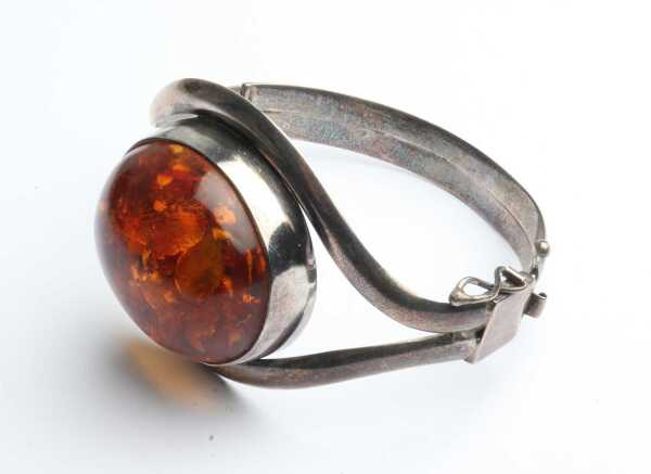 AMBER BRACELET