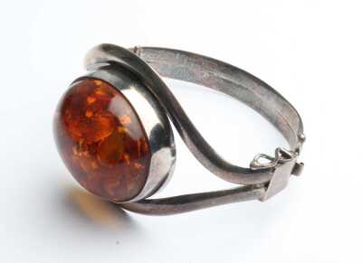 AMBER BRACELET