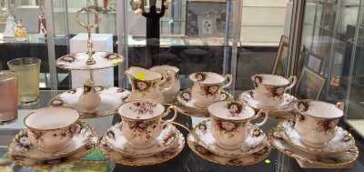 ROYAL ALBERT