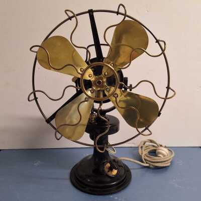 DESK FAN