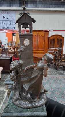 MANTEL CLOCK