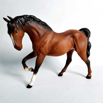 ROYAL DOULTON HORSE