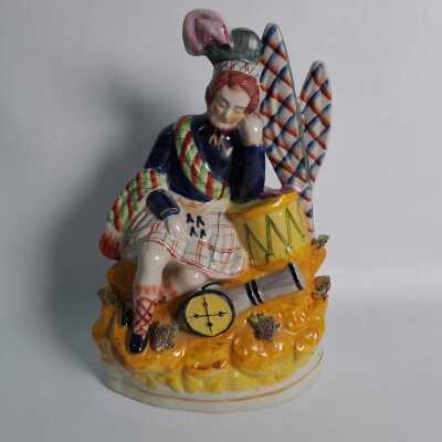 STAFFORDSHIRE FIGURE