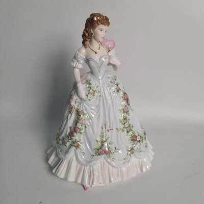 ROYAL WORCESTER FIGURE
