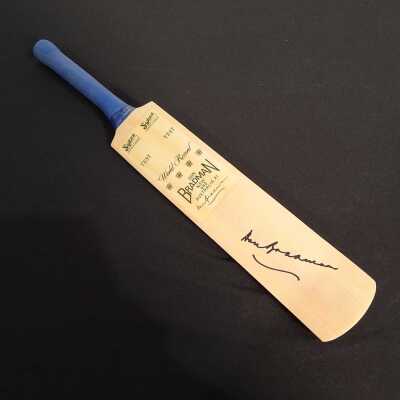 MINIATURE CRICKET BAT