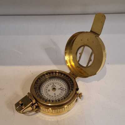 MODERN BRASS COMPASS