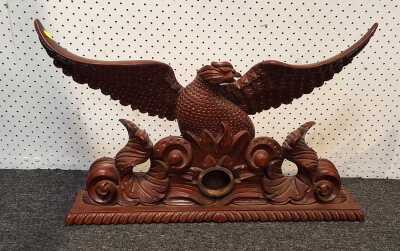 EAGLE CENTERPIECE