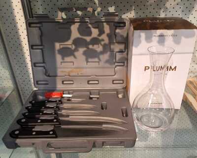 PLUMM CRYSTAL & KNIVES