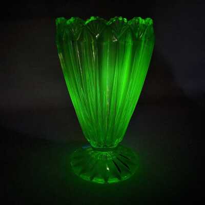URANIUM GLASS VASE