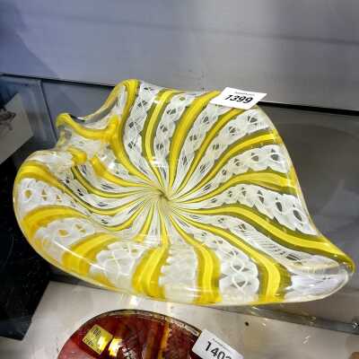 STUDIO GLASS DISH