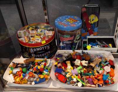 VINTAGE TOYS