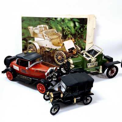 MODEL FORDS