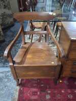 COMMODE CHAIR