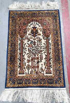 PRAYER RUG