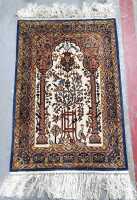 PRAYER RUG