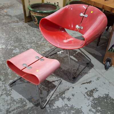 ARM CHAIR